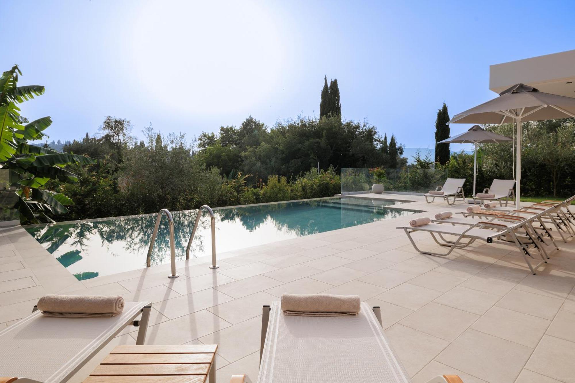 My Mediterranean Corfu Luxury Villa With Private Swimming Pool 库托卡利恩 外观 照片